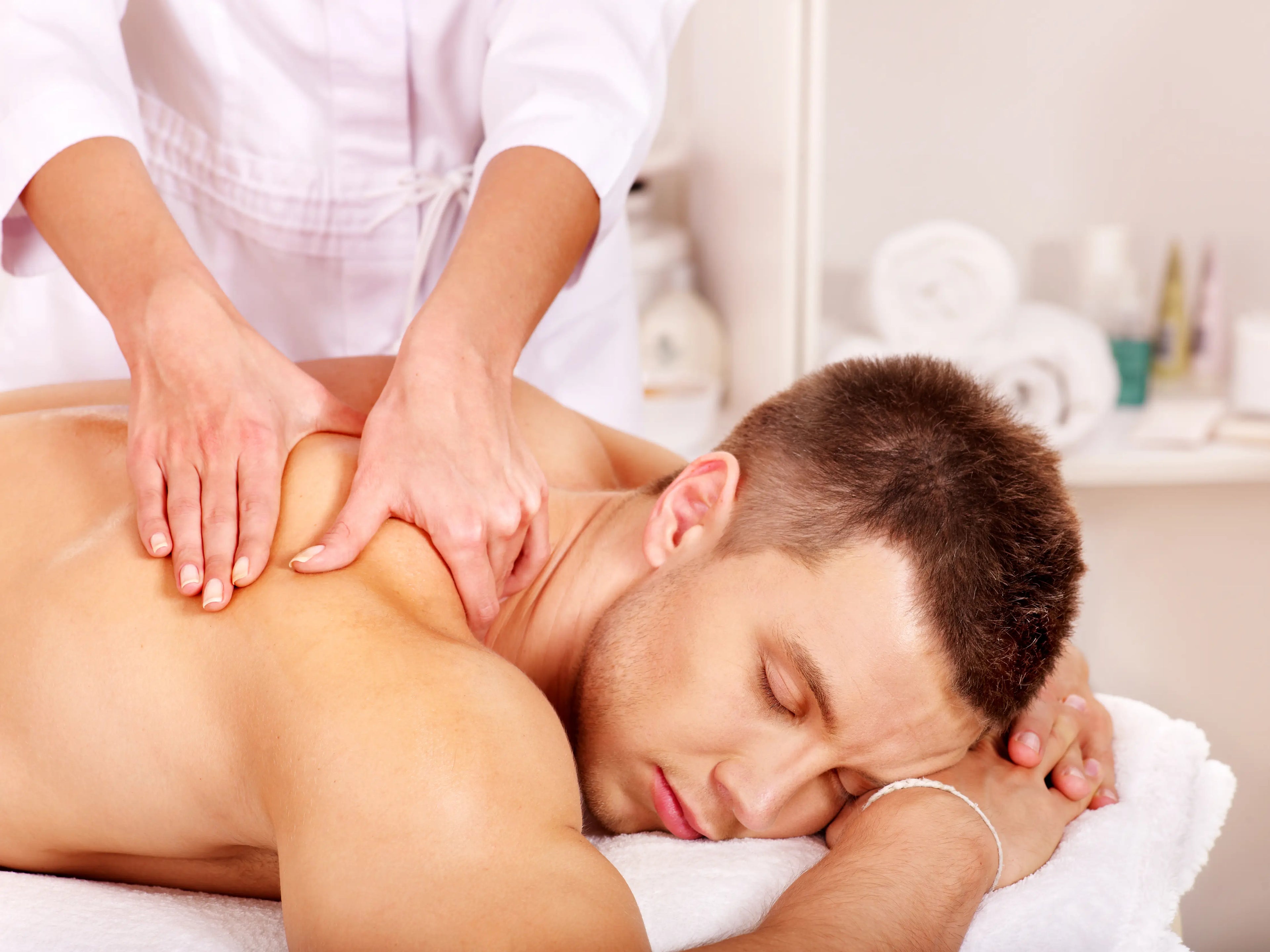 back massage salford, manchester massage, male masseur, male massage